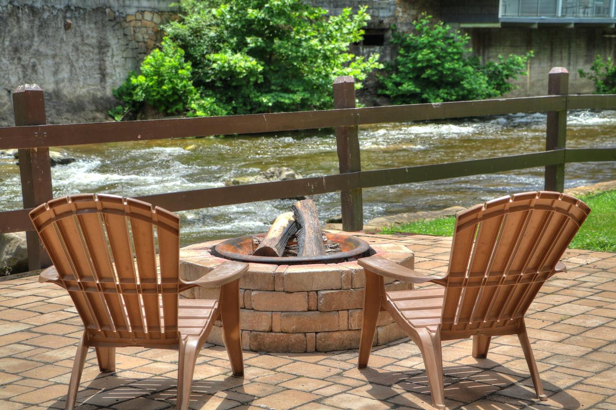 Gatlinburg River Inn Buitenkant foto